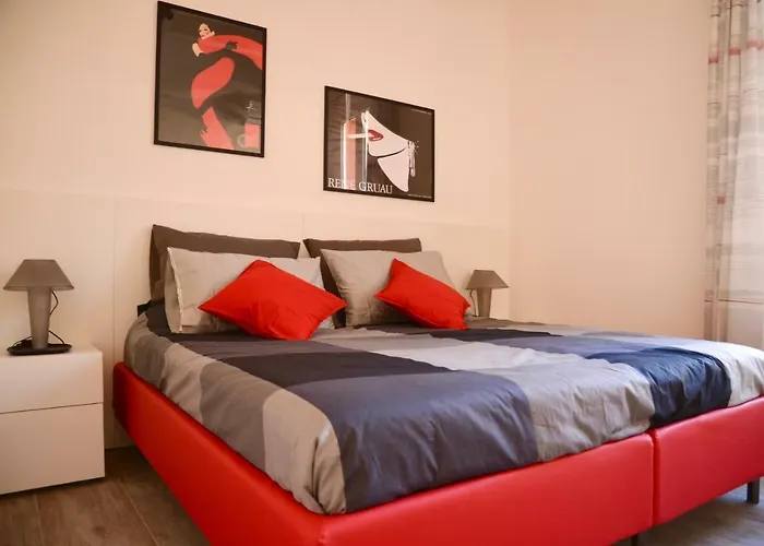 My Home In Bologna - La Rossa
